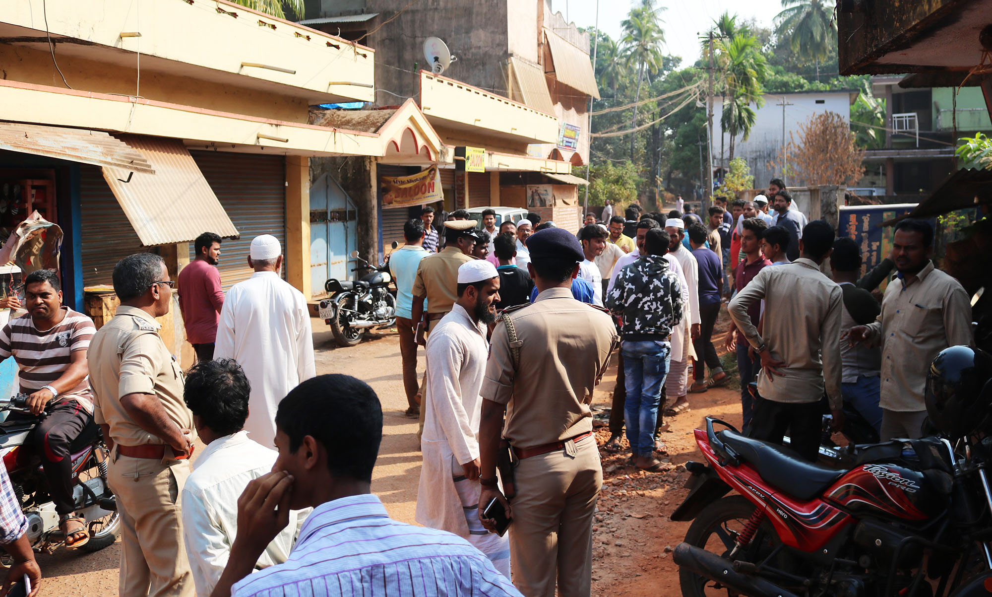 ಗಂಗೊಳ್ಳಿಯಲ್ಲಿ ಮತ್ತೊಂದು ಬೈಕಿಗೆ ಬೆಂಕಿ: ಕಿಡಿಗೇಡಿಗಳ ಕೃತ್ಯ